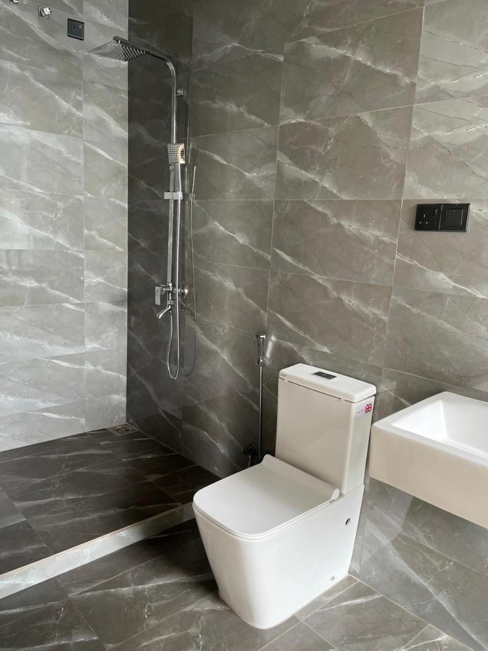 Blue Wave Beach Villa By Aaryan Group Ambalangoda  Esterno foto